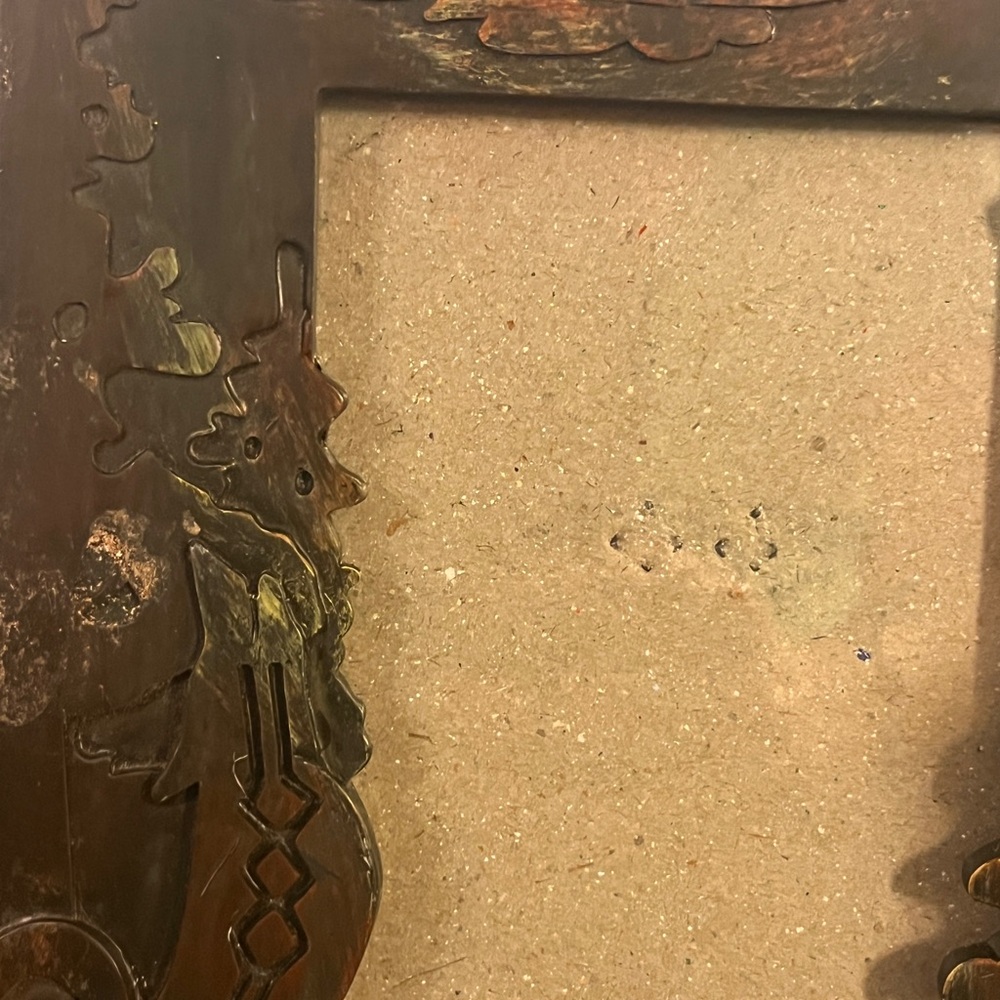Rustic Copper Wolf Design Picture Frame - Picture 5 of 9